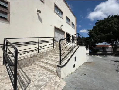 Galpão/Depósito/Armazém para alugar, 222m² no Parque Jambeiro, Campinas