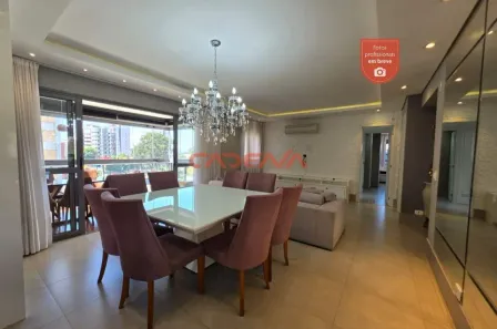 Apartamento com 3 Quartos para alugar, 134m² no Água Verde, Curitiba