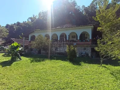 Fazenda/Sítio com 5 Quartos à venda, 240m² no Baía Branca (Guia de Pacobaíba), Magé