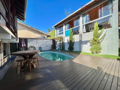 Casa com 3 Quartos à venda, 230m² no Fundos, Biguaçu
