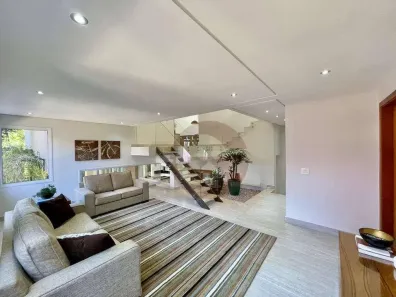 Casa de Condomínio com 4 Quartos à venda, 244m² no Chácara Moinho Velho, Carapicuíba