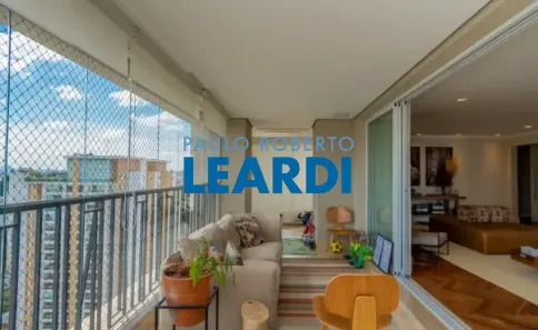 Apartamento com 3 Quartos à venda, 223m² no Campo Belo, São Paulo