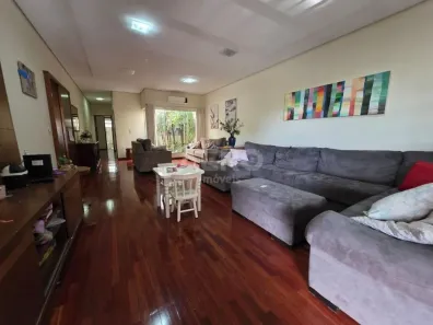 Casa de Condomínio com 4 Quartos à venda, 200m² no Vila Aviação, Bauru