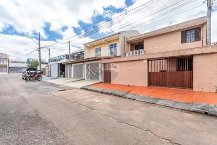 Casa com 4 Quartos à venda, 180m² no Sítio Cercado, Curitiba