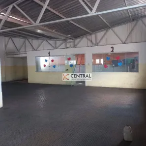 Sala Comercial para alugar, 200m² no Federação, Salvador