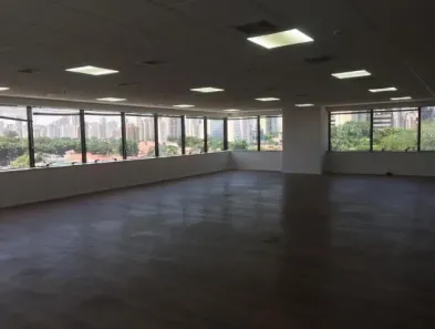 Sala Comercial à venda, 295m² no Cidade Monções, São Paulo