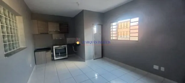 Apartamento com 2 Quartos para alugar, 50m² no Jardim Lago Azul, Louveira