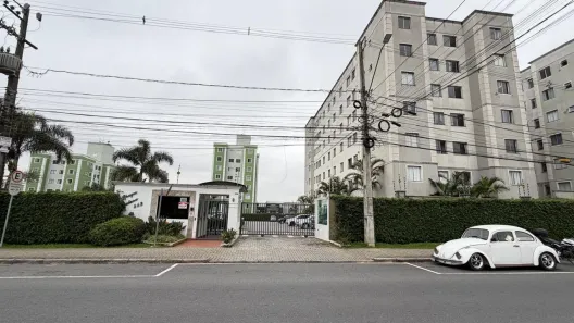 Apartamento com 2 Quartos para alugar, 56m² no Pinheirinho, Curitiba