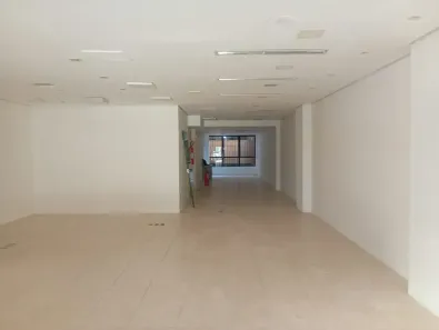 Ponto Comercial para alugar, 300m² no Centro Histórico, Porto Alegre