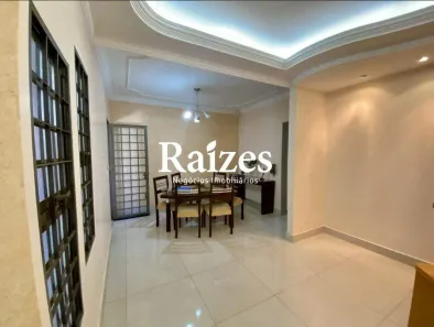 Casa com 3 Quartos à venda, 178m² no Jardim das Palmeiras, Uberlândia
