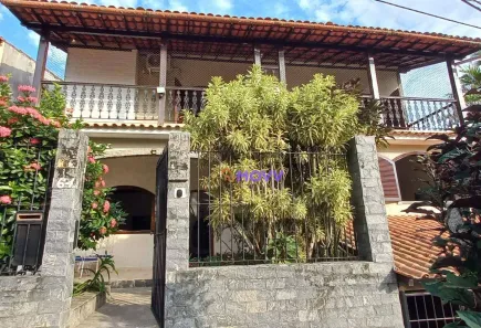 Casa com 4 Quartos à venda, 300m² no Badu, Niterói