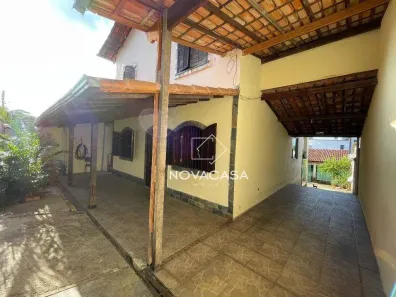 Casa com 4 Quartos à venda, 360m² no Candelária, Belo Horizonte