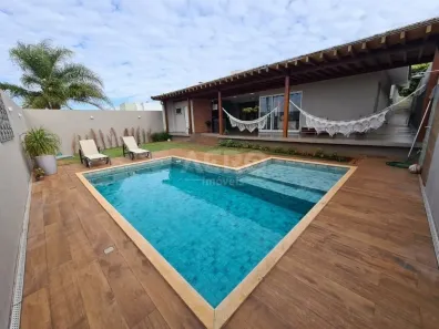 Casa de Condomínio com 3 Quartos à venda, 330m² no Vila Santa Maria, Piratininga