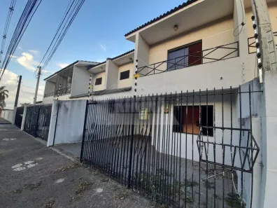 Casa com 3 Quartos para alugar, 120m² no Oficinas, Ponta Grossa