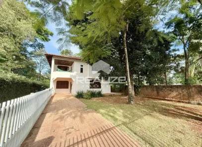 Sobrado com 3 Quartos à venda, 155m² no Carimã, Foz do Iguaçu