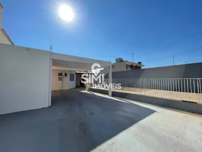 Casa com 3 Quartos para alugar, 210m² no Plano Diretor Sul, Palmas