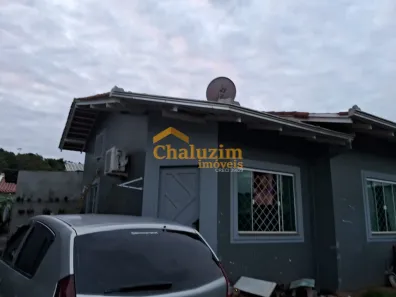 Casa com 3 Quartos à venda, 120m² no Parque Guarani, Joinville