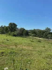 Fazenda/Sítio com 3 Quartos à venda, 2120000m² no Santana, Paracatu