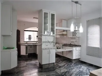 Sobrado com 4 Quartos à venda, 303m² no Vila Metalúrgica, Santo André