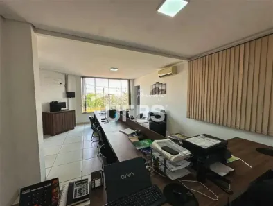 Galpão/Depósito/Armazém à venda, 748m² no Vila Padre Eterno, Trindade