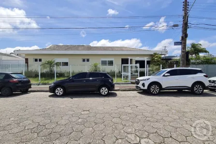 Ponto Comercial para alugar, 292m² no Santa Mônica, Florianópolis