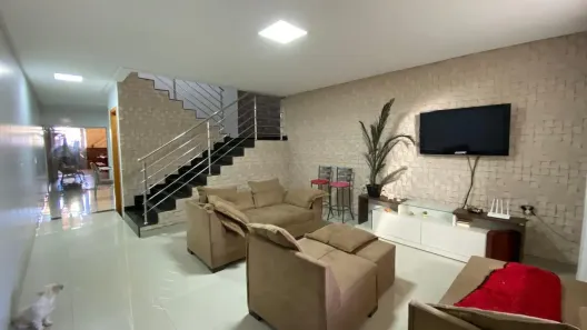 Sobrado com 3 Quartos à venda, 142m² no Vila Galvão, Senador Canedo
