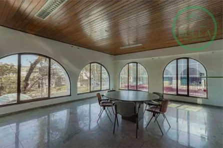 Imóvel Comercial com 15 Quartos para alugar, 1250m² no Jardim Everest, São Paulo