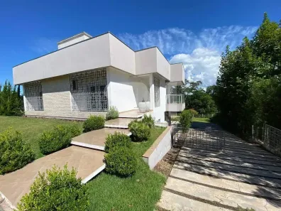 Casa de Condomínio com 3 Quartos para alugar, 305m² no Área Rural de Chapecó, Chapecó