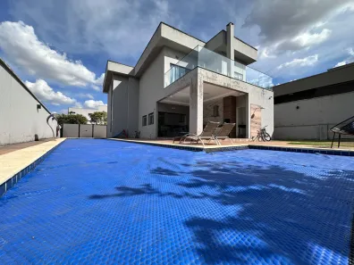 Casa de Condomínio com 4 Quartos à venda, 267m² no Condomínio do Lago, Goiânia