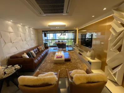 Apartamento com 3 Quartos para alugar, 190m² no Graças, Recife