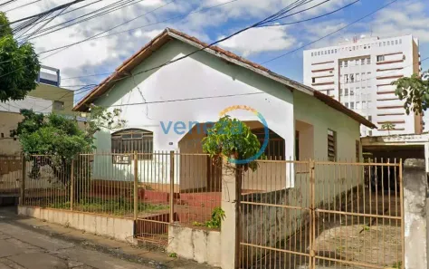 Casa com 7 Quartos à venda, 200m² no Jardim América, Londrina