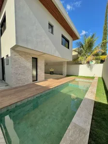 Sobrado com 4 Quartos à venda, 310m² no Jardins Valência, Goiânia