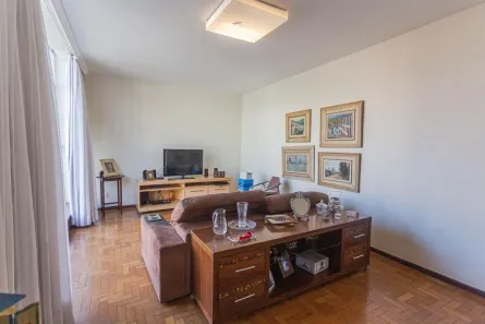 Casa com 5 Quartos à venda, 206m² no São Pedro, Belo Horizonte