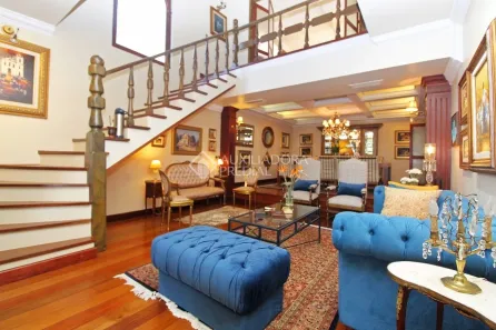 Casa com 4 Quartos à venda, 620m² no Três Figueiras, Porto Alegre