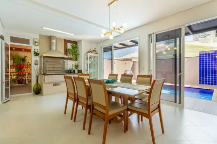 Casa com 3 Quartos para alugar, 368m² no Parque Campolim, Sorocaba