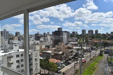 Apartamento com 3 Quartos à venda, 80m² no Passo da Areia, Porto Alegre