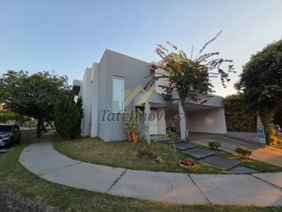 Casa de Condomínio com 4 Quartos para alugar, 260m² no Jardim Jockey Clube, São Carlos