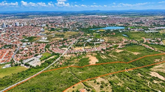 Lote/Terreno à venda, 167000m² no Universitário, Campina Grande