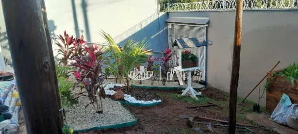Casa com 2 Quartos à venda, 110m² no Conjunto Habitacional Saltinho, Londrina