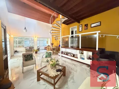 Casa com 5 Quartos à venda, 169m² no Centro, Cabo Frio
