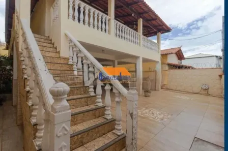 Casa com 4 Quartos à venda, 250m² no Novo Horizonte, Sabará