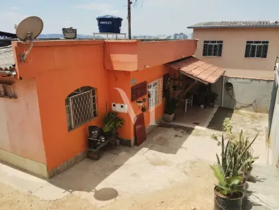Casa com 3 Quartos à venda, 120m² no Califórnia, Belo Horizonte