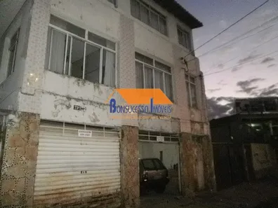 Prédio Comercial com 12 Quartos à venda, 700m² no Carlos Prates, Belo Horizonte
