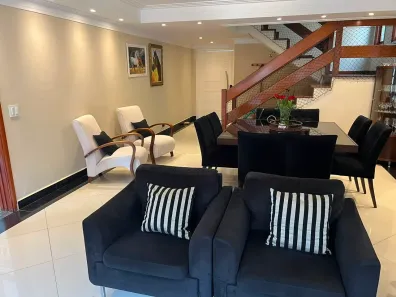 Casa de Condomínio com 5 Quartos para venda ou aluguel, 354m² no Alphaville, Santana de Parnaíba