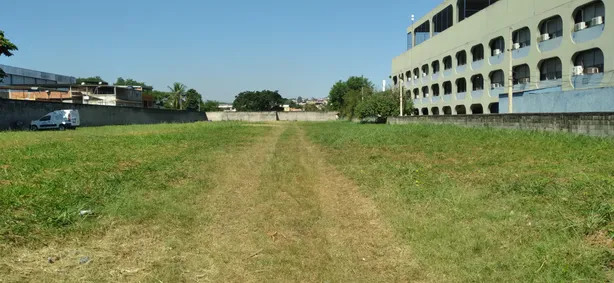 Lote/Terreno para alugar, 5600m² no Centro, São João de Meriti