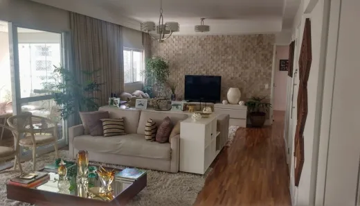Apartamento com 3 Quartos para alugar, 156m² no Vila Nova Conceição, São Paulo