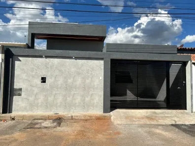 Casa com 3 Quartos à venda, 135m² no Ceilândia Sul, Brasília