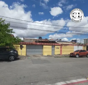Casa com 3 Quartos à venda, 484m² no Parquelândia, Fortaleza