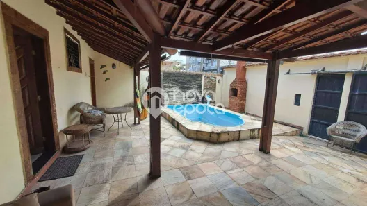 Casa de Condomínio com 3 Quartos à venda, 373m² no Tauá, Rio de Janeiro