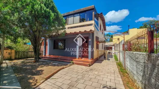 Casa com 2 Quartos à venda, 290m² no Jardim Lindóia, Porto Alegre